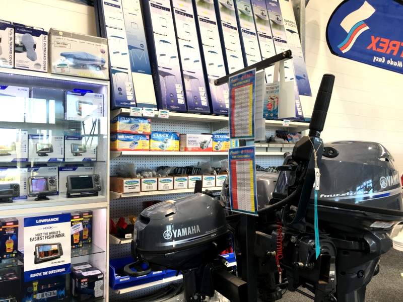 Hunts Marine | store | 74 Princes Hwy, Yallah NSW 2530, Australia | 0242840444 OR +61 2 4284 0444