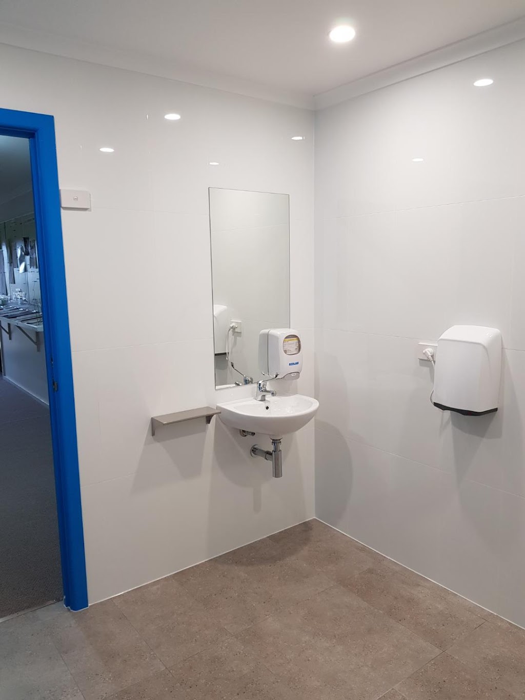 DISABLED TOILETS GOLD COAST | shed 20/4700 Mount Lindesay Hwy, North Maclean QLD 4280, Australia | Phone: 0406 084 443