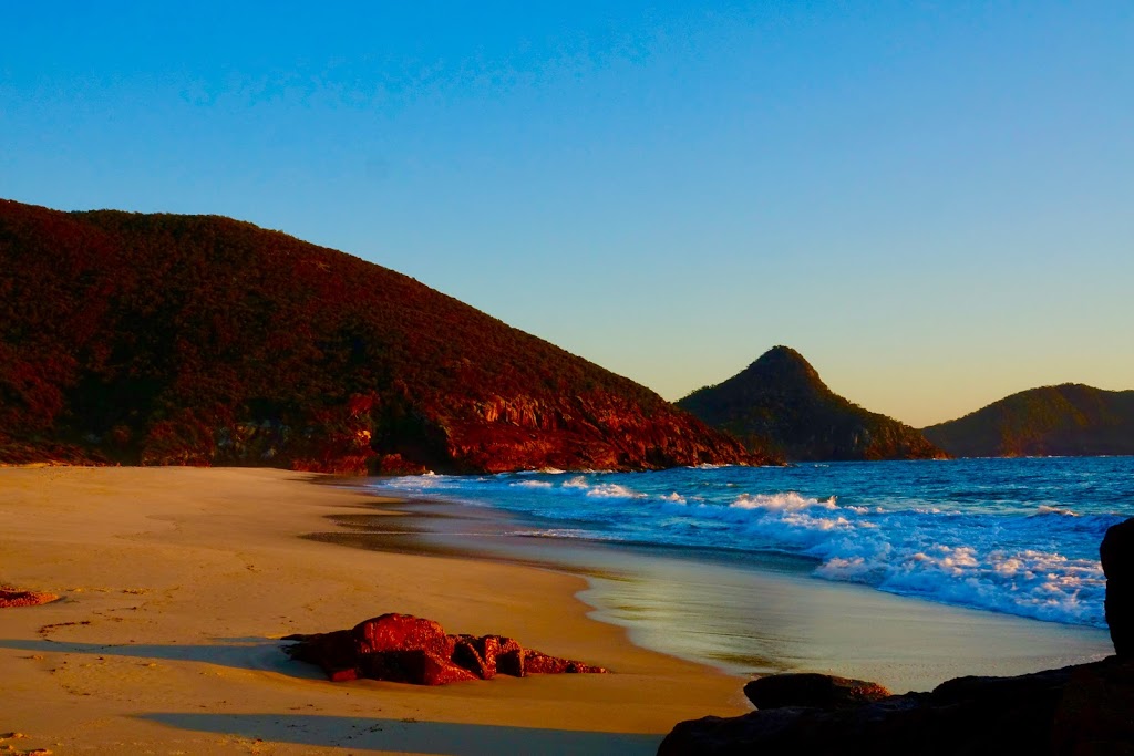 Zenith Beach Tomaree | park | 1B Shoal Bay Rd, Shoal Bay NSW 2315, Australia