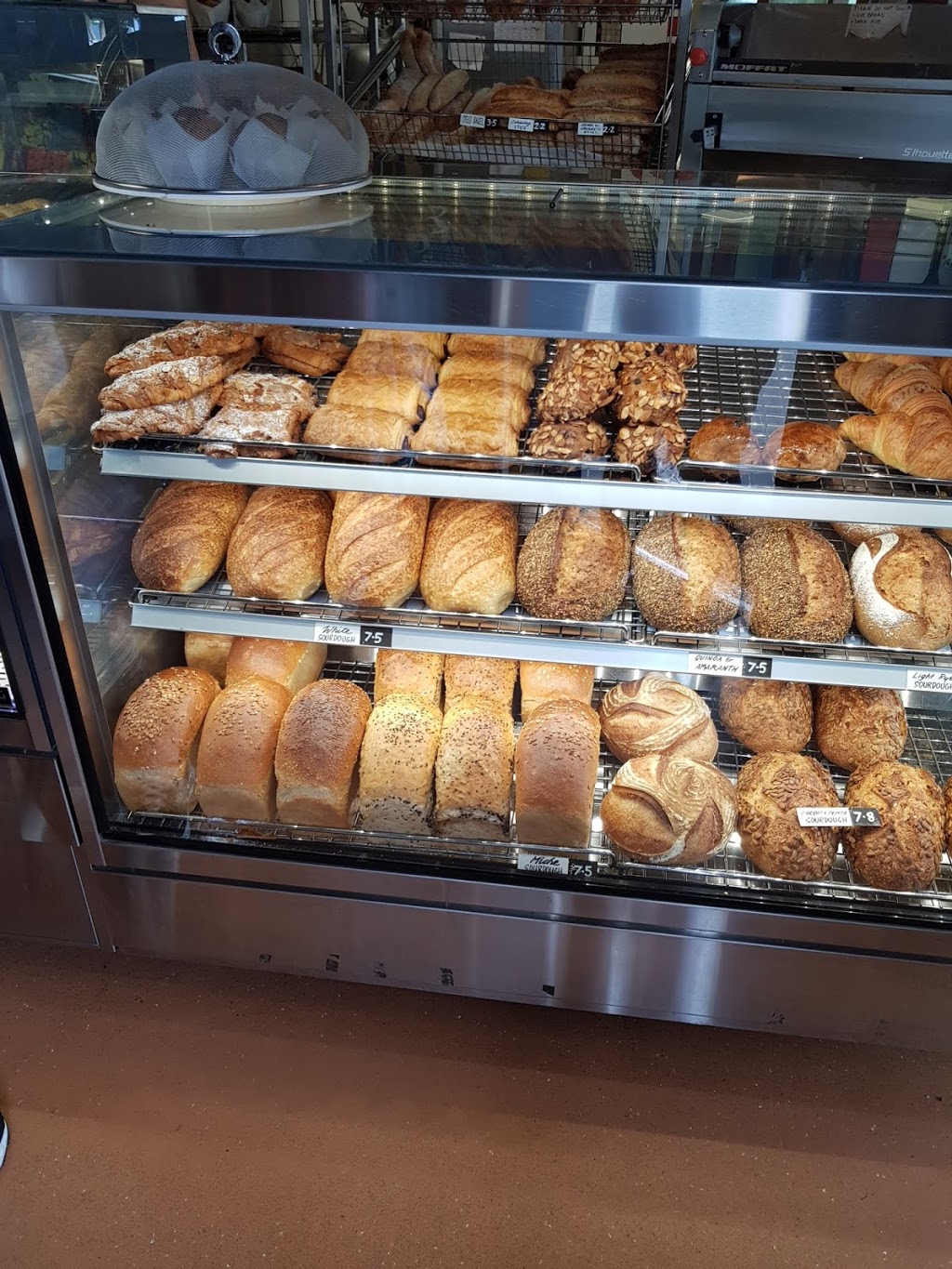 Organic Republic Bakery | bakery | 100 Glenayr Ave, Bondi Beach NSW 2026, Australia | 0293008804 OR +61 2 9300 8804