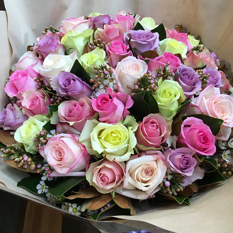 Scotts Florist | florist | 8 Adelong St, Sutherland NSW 2232, Australia | 0295212811 OR +61 2 9521 2811