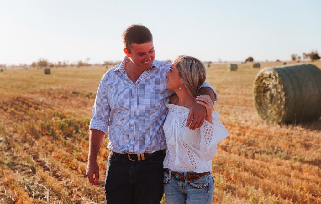 Matt Weakley Transport | 55 Eulah Creek Rd, Narrabri NSW 2390, Australia | Phone: 0429 042 044