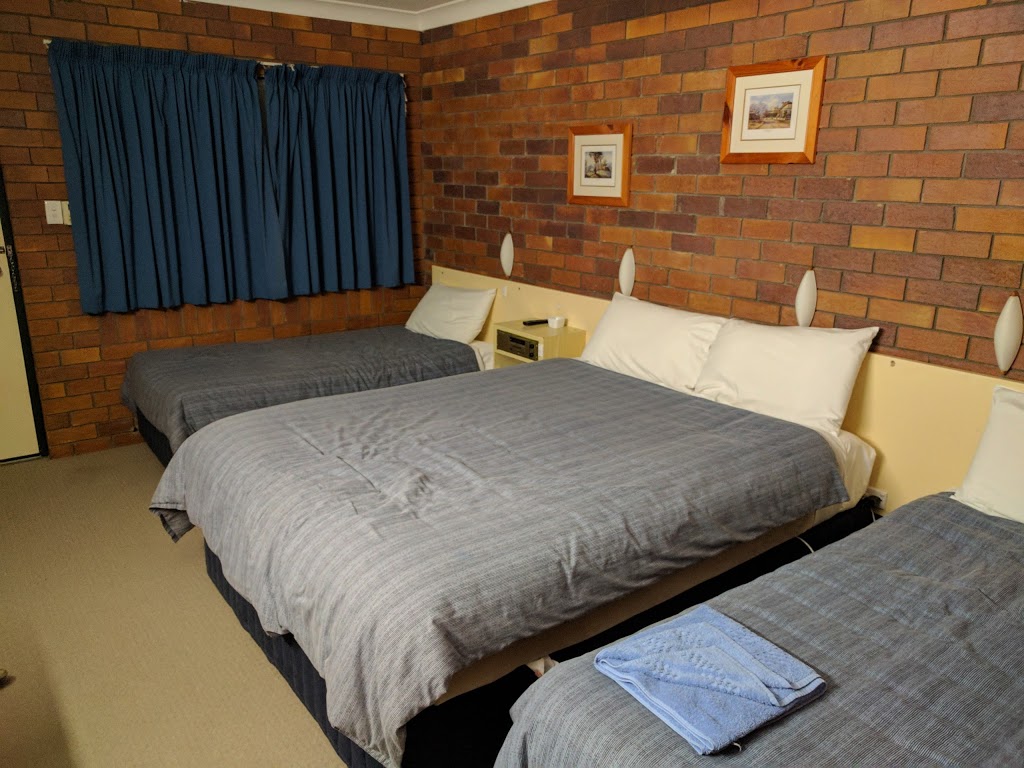 Peter Allen Motor Inn | lodging | 177 Rouse St, Tenterfield NSW 2372, Australia | 0267362499 OR +61 2 6736 2499