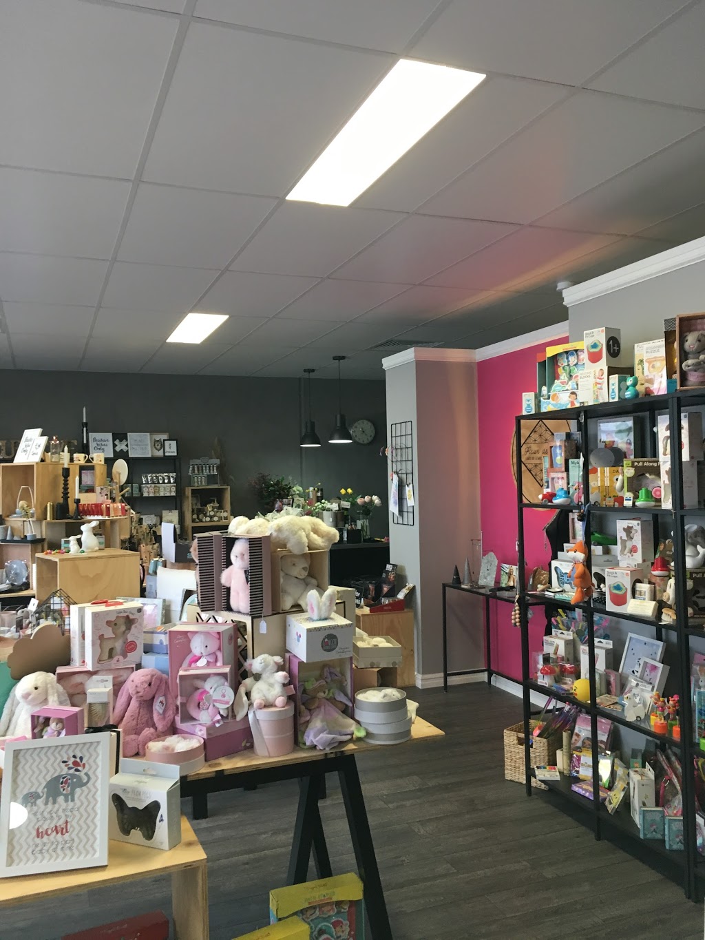 Fleur de Vie | Unit 1/271 Amherst Rd, Canning Vale WA 6155, Australia | Phone: (08) 9256 3875