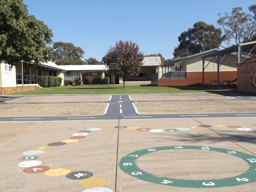 Bogan Gate Public School | school | 5/9 Bogan St, Bogan Gate NSW 2876, Australia | 0268641124 OR +61 2 6864 1124