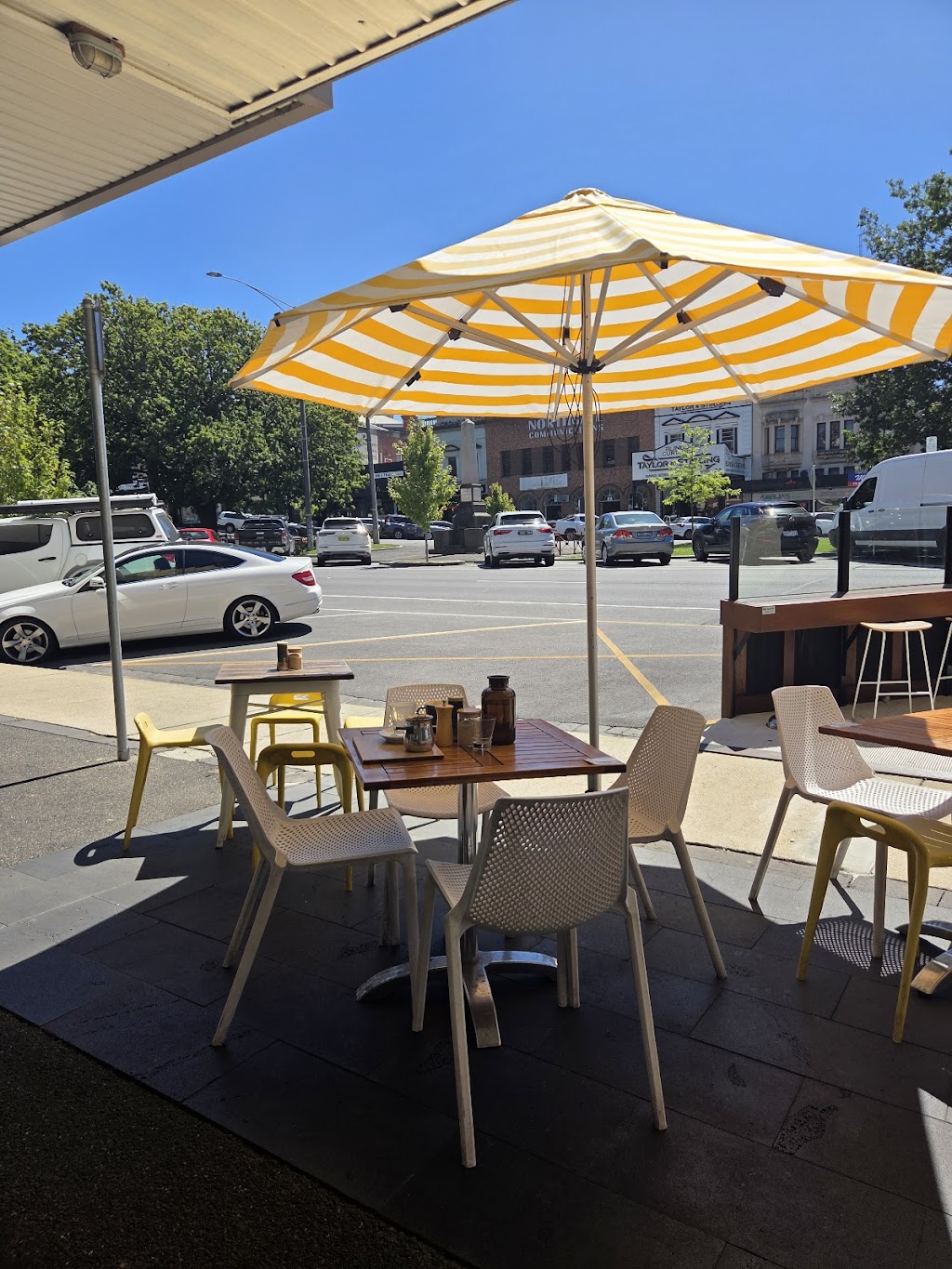 Yellow Espresso | 13 Sturt St, Ballarat Central VIC 3350, Australia | Phone: (03) 5332 3050