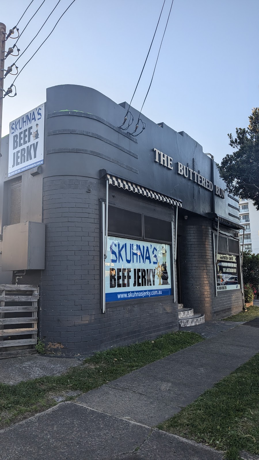 Skuhnas Beef Jerky | 298 Keira St, Wollongong NSW 2500, Australia | Phone: 0484 000 298