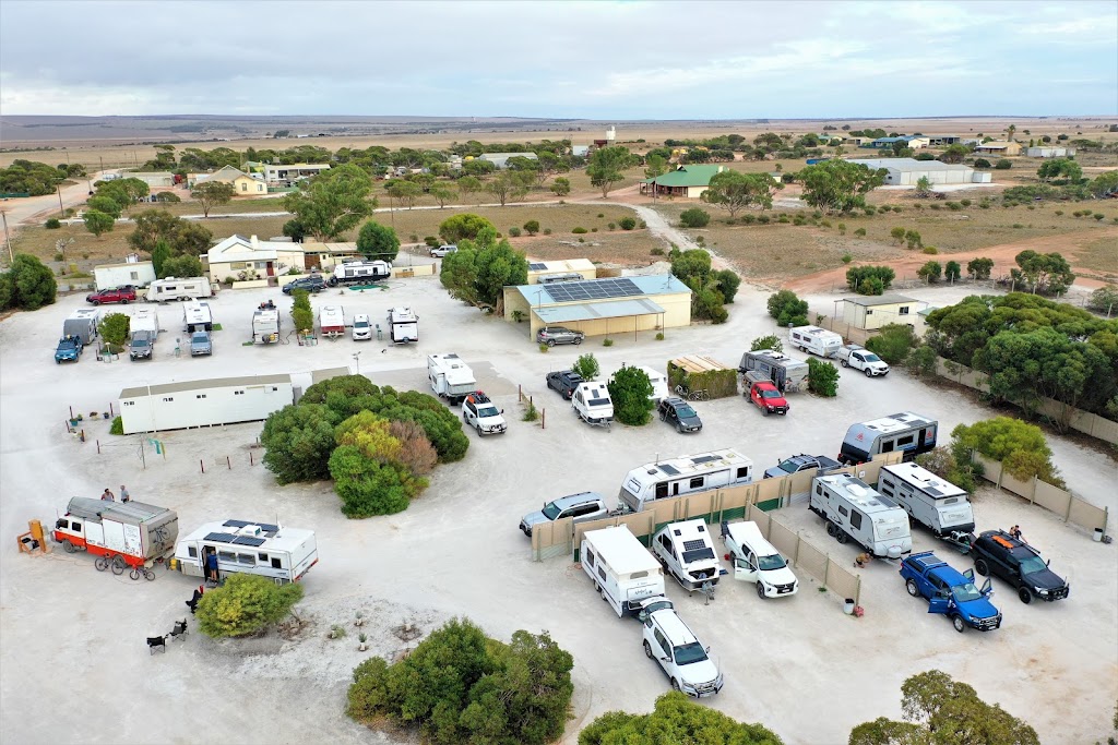 Penong Caravan Park | 4 Stiggants rd, Penong SA 5690, Australia | Phone: (08) 8625 1111
