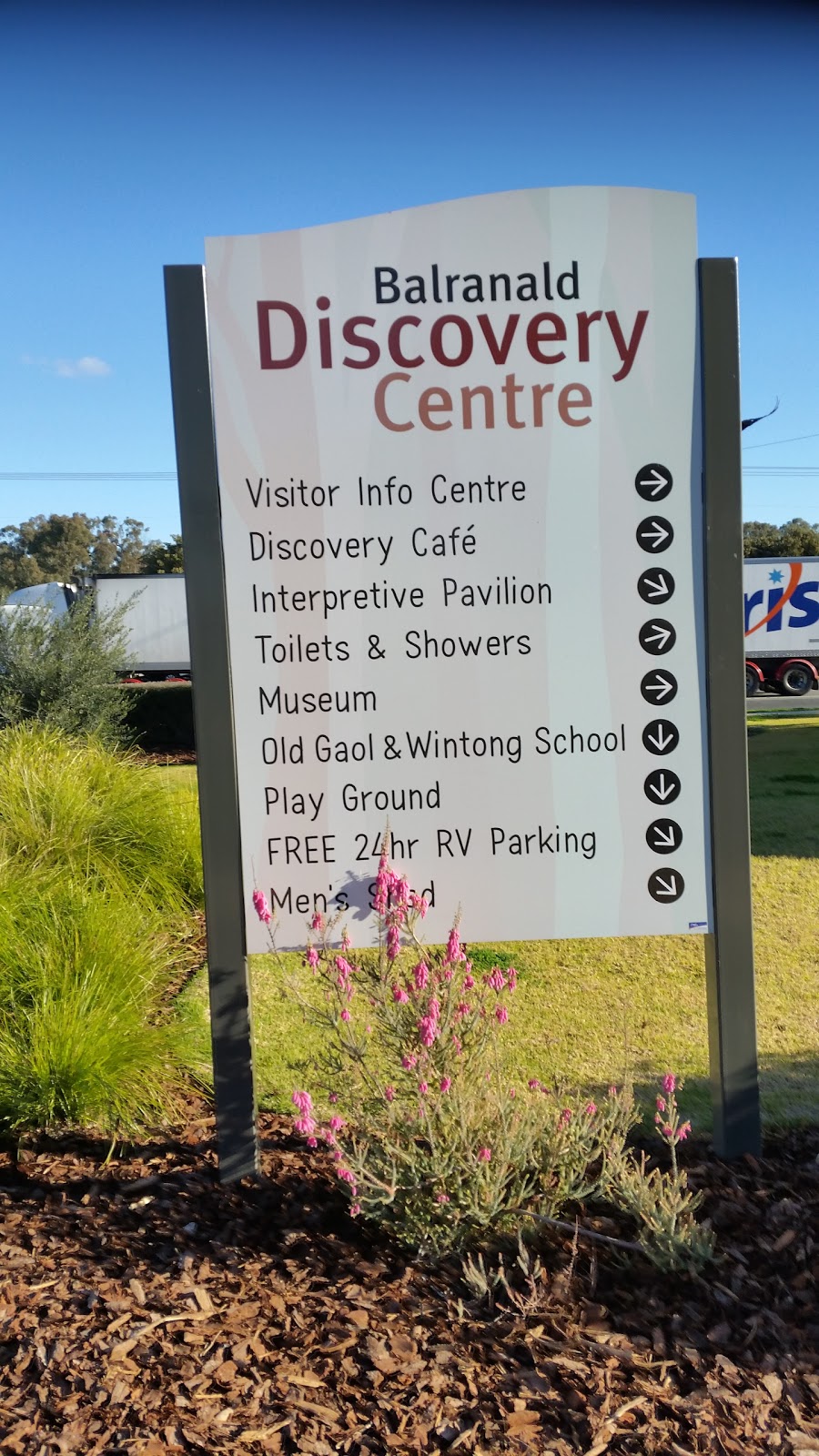 Balranald Discovery Centre | 83 Market St, Balranald NSW 2715, Australia | Phone: 1800 444 043