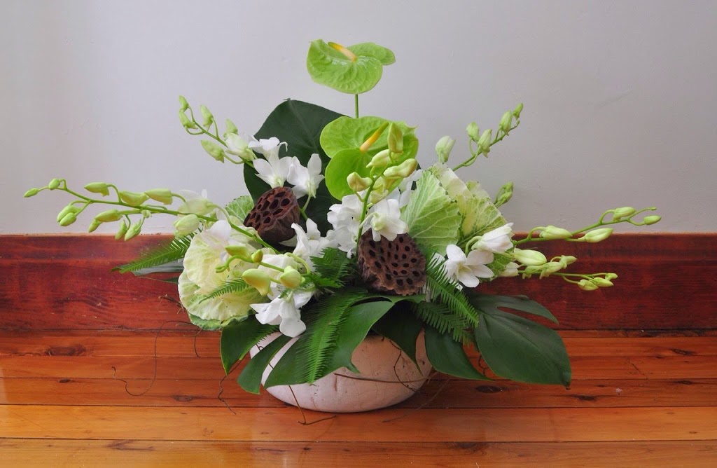 Starfish Florist At The Cottage | florist | 14 Carrathool St, Griffith NSW 2680, Australia | 0269642765 OR +61 2 6964 2765