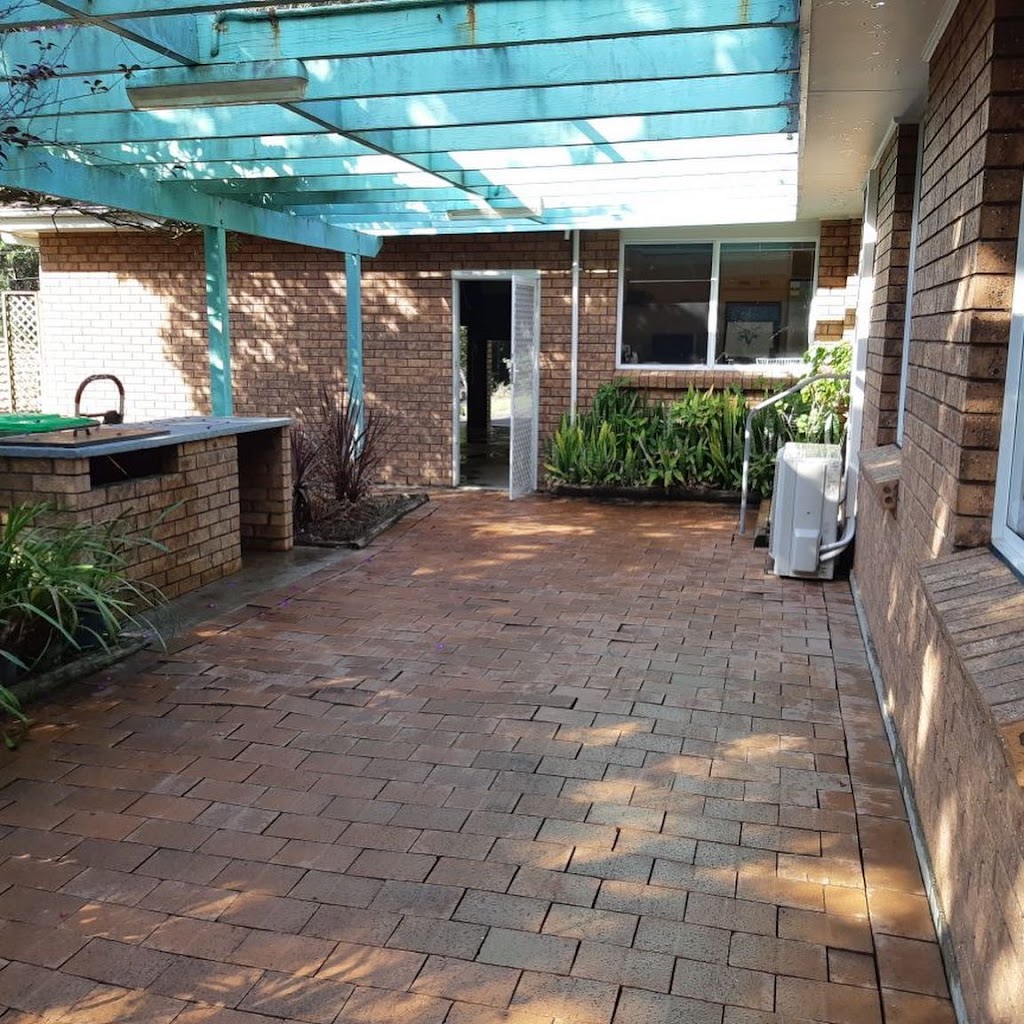 Sprayed Pressure Cleaning |  | 11 Berrys Head Rd, Narara NSW 2250, Australia | 0402679080 OR +61 402 679 080