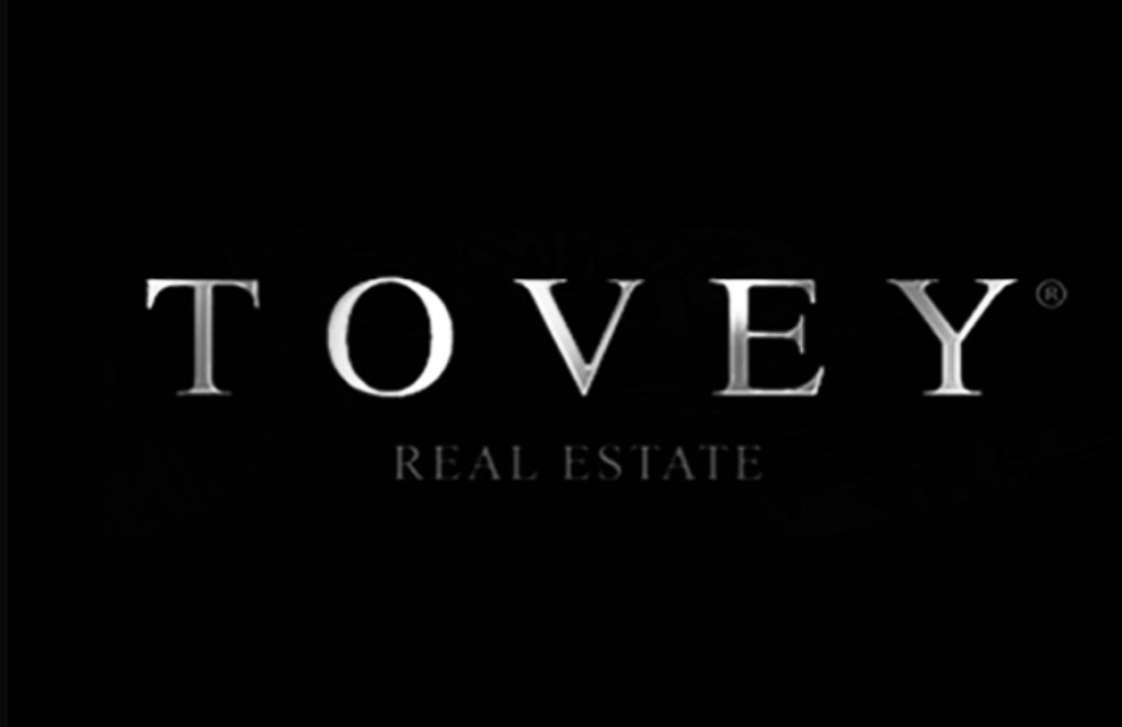 Tovey Real Estate | 21 Ivory Cres, Tweed Heads NSW 2485, Australia | Phone: 0405 297 496