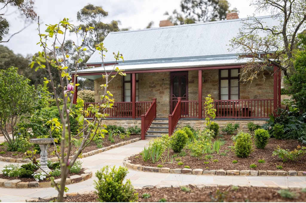 Chester Cottage | 4 Mary St, Castlemaine VIC 3450, Australia | Phone: 1300 793 801
