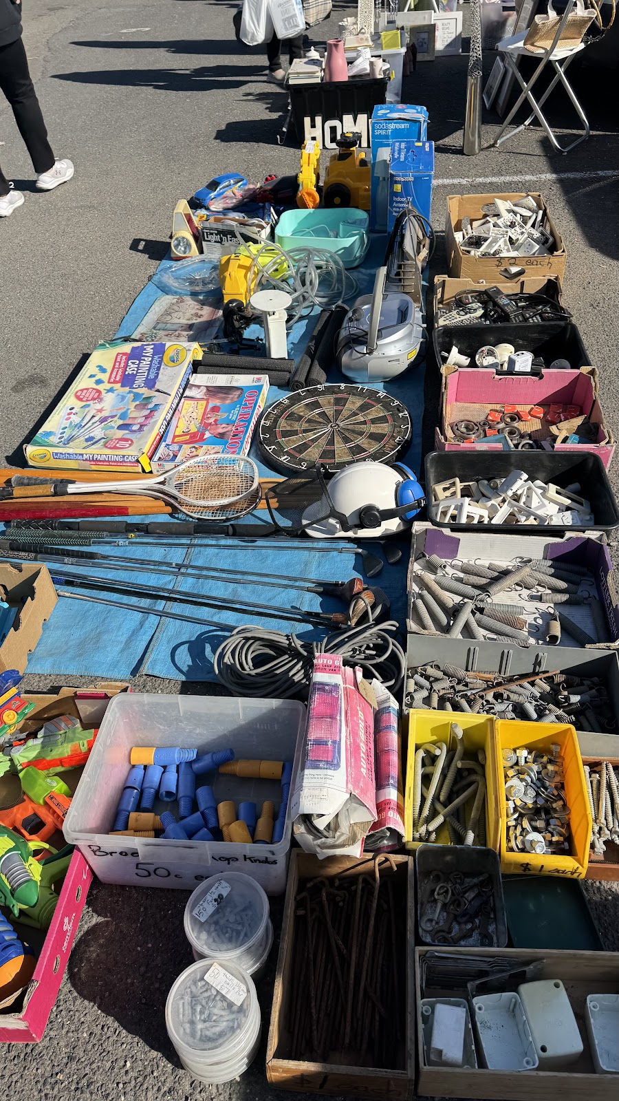 Wantirna Trash & Treasure Market | 251 Mountain Hwy, Wantirna VIC 3152, Australia | Phone: (02) 9607 5255