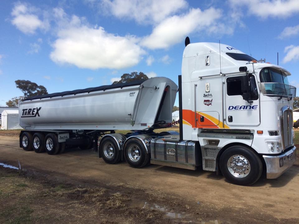 Deane Transport Services | 17 Geebung St, Polo Flat NSW 2630, Australia | Phone: 1800 317 000