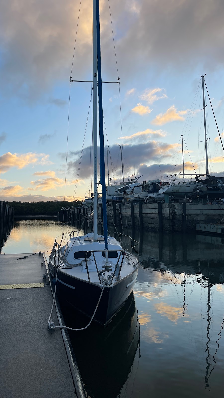 Boat Central Redlands Coast | Shed 4/94 Beveridge Rd, Thornlands QLD 4164, Australia | Phone: 1300 979 863