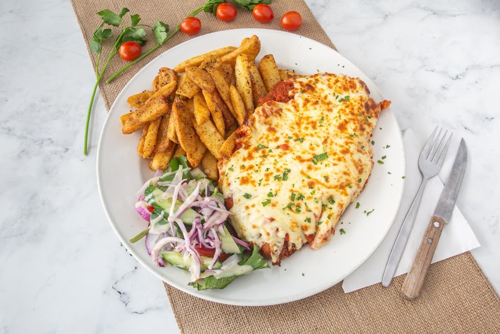 Victorias Pizza ‘N’ Beyond - Mernda | Unit 8/180 Riverdale Bvd, Mernda VIC 3754, Australia | Phone: (03) 8103 8383
