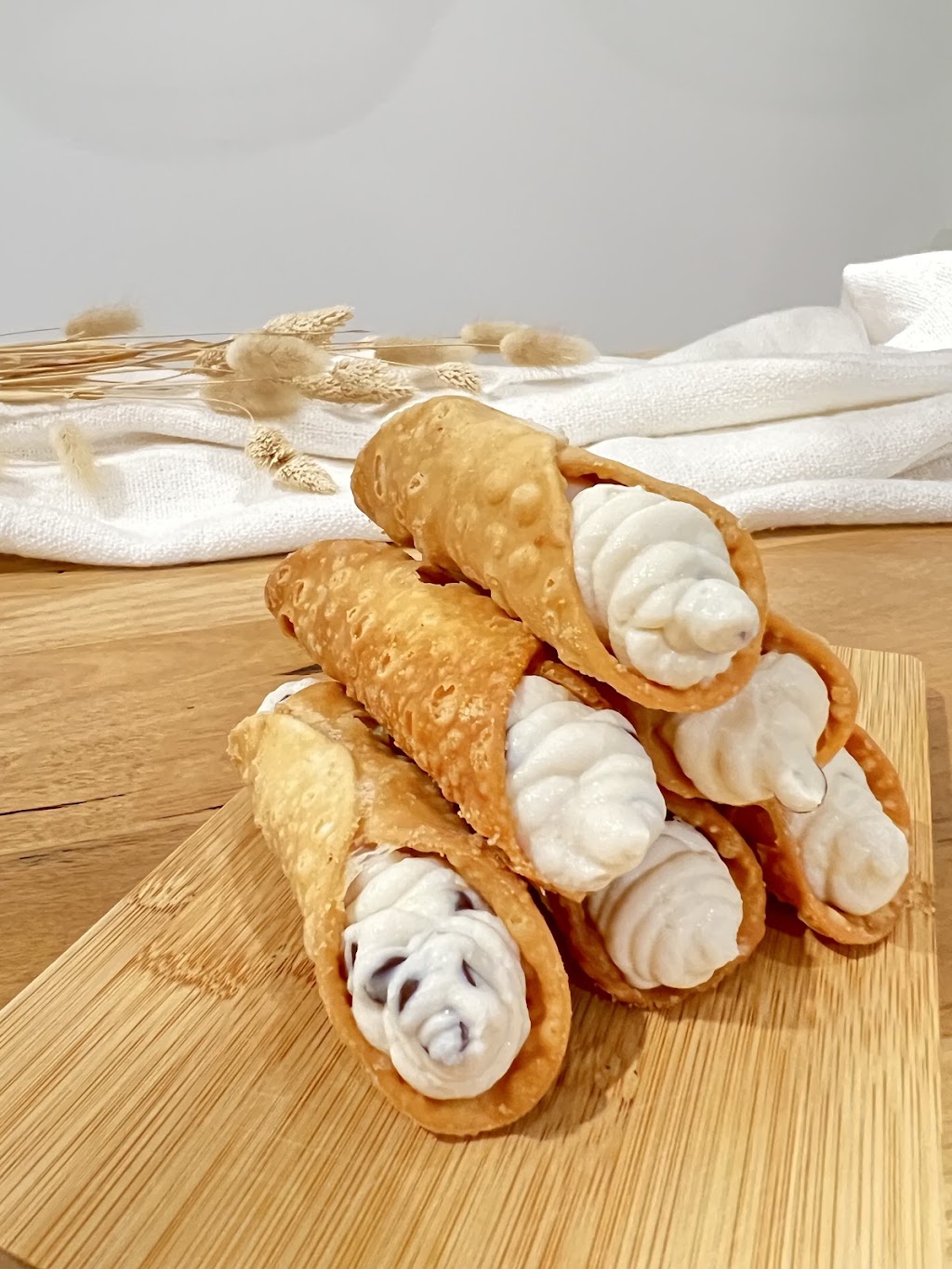 Modena Kitchen | Rilana Rd, Clyde North VIC 3978, Australia | Phone: 0410 993 273