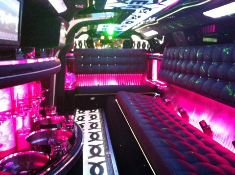 Crown Limousine | 289 Mimosa Rd, Greenfield Park NSW 2176, Australia | Phone: 0412 654 255