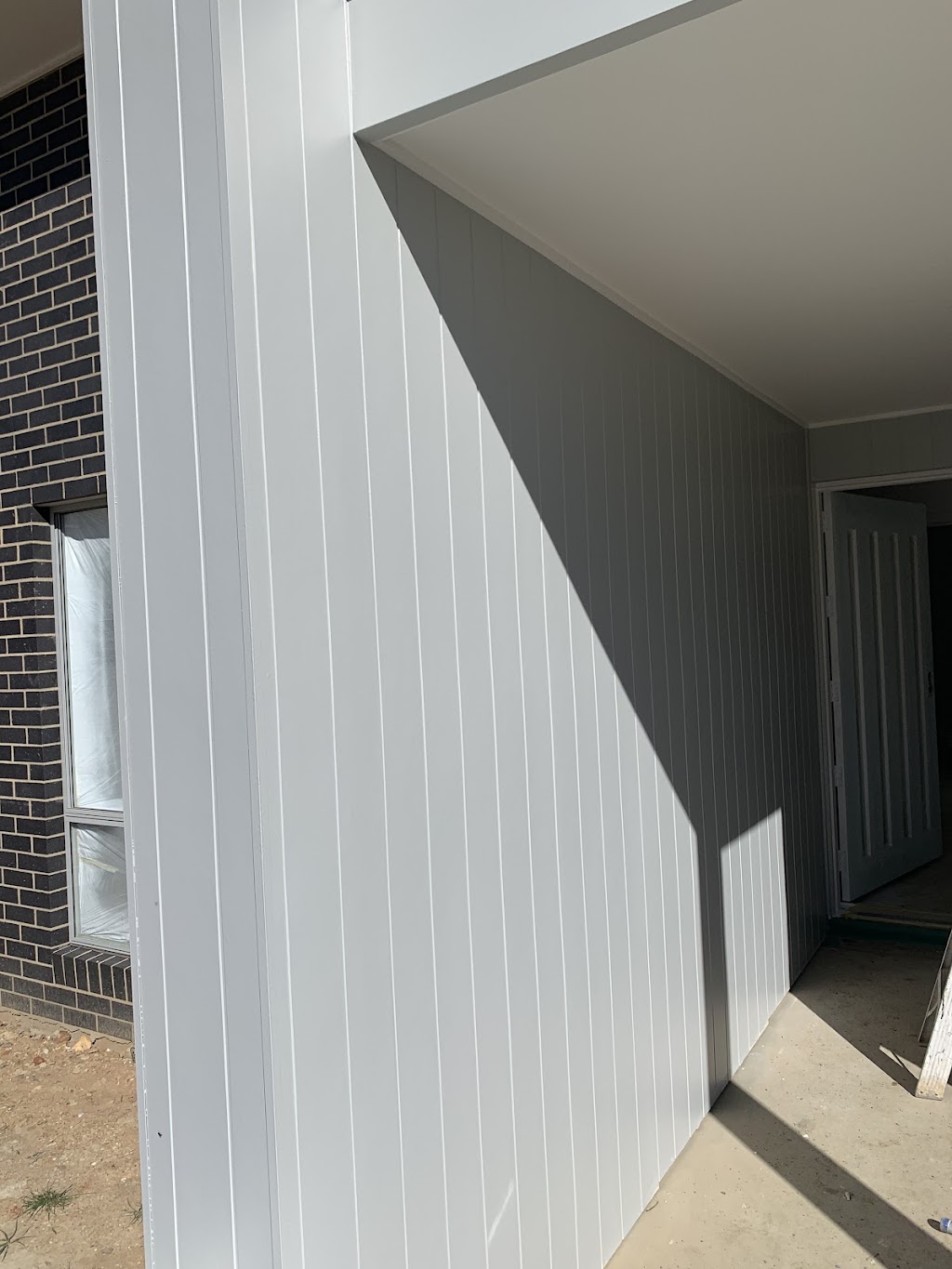 First Impression Painting Group | Magias Circuit, Clyde VIC 3978, Australia | Phone: 0432 594 412