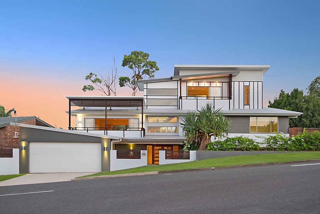 Amanda Cepero - Real Estate | 16 Bienvenue Dr, Currumbin Waters QLD 4221, Australia | Phone: 0419 218 643