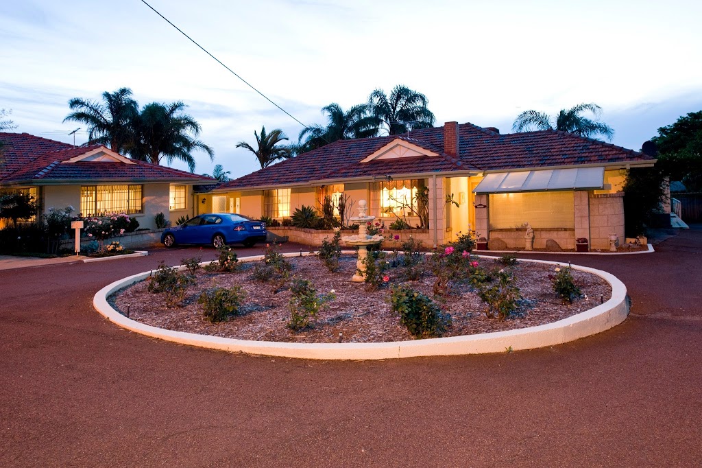 Armadale Cottage Bed & Breakfast | lodging | 3161 Albany Hwy, Armadale WA 6112, Australia | 0894971663 OR +61 8 9497 1663