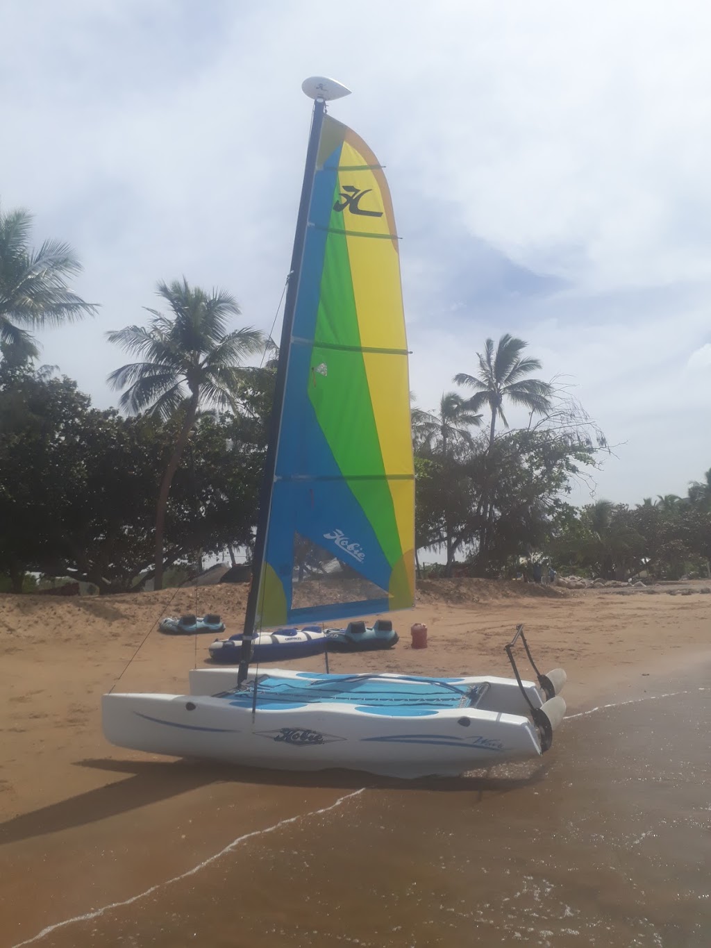 Horseshoe Bay Watersports | Pacific Drive Foreshore, Horseshoe Bay QLD 4819, Australia | Phone: (07) 4758 1336