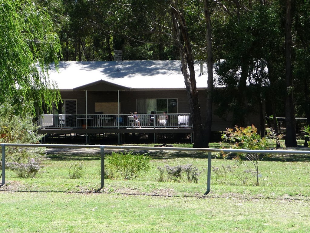 ParkView Holiday Houses | lodging | 24/28 Warren Rd, Halls Gap VIC 3381, Australia | 0353582403 OR +61 3 5358 2403