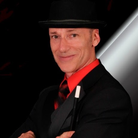 Glen Rhodes - Magician | 104 Trawalla St, The Gap QLD 4061, Australia | Phone: (07) 3300 1741