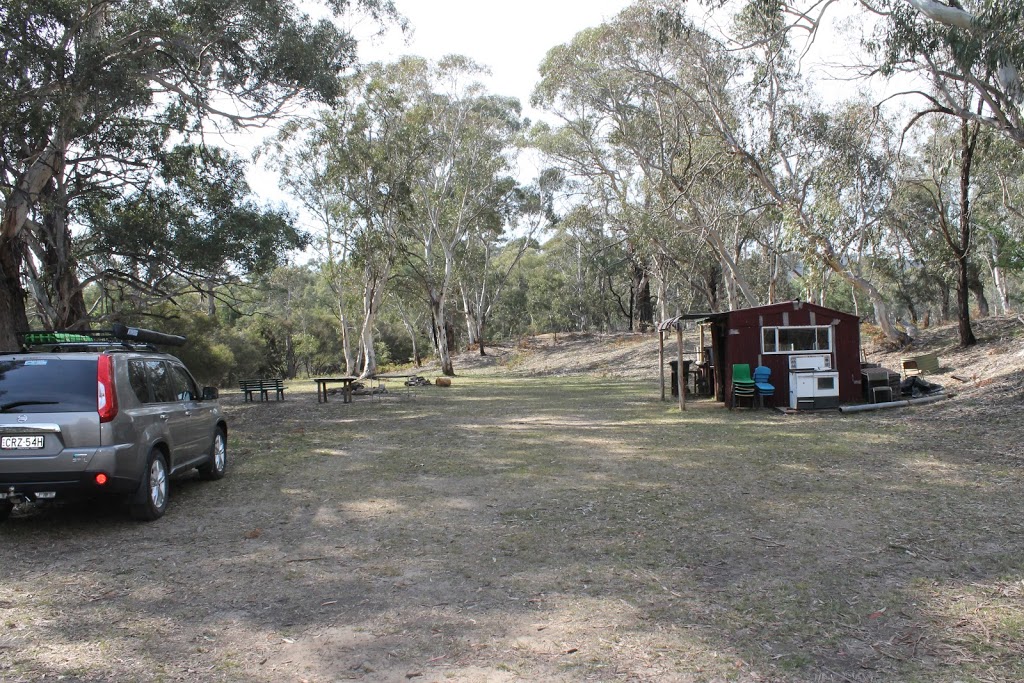 Fernbrook Camp ground - Marrangaroo NSW 2790, Australia