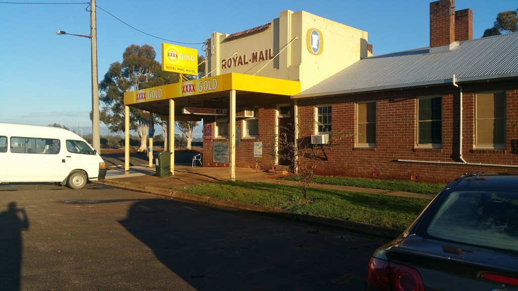 Royal Mail Hotel | Mid Western Highway Zara St, Goolgowi NSW 2652, Australia | Phone: (02) 6965 1406