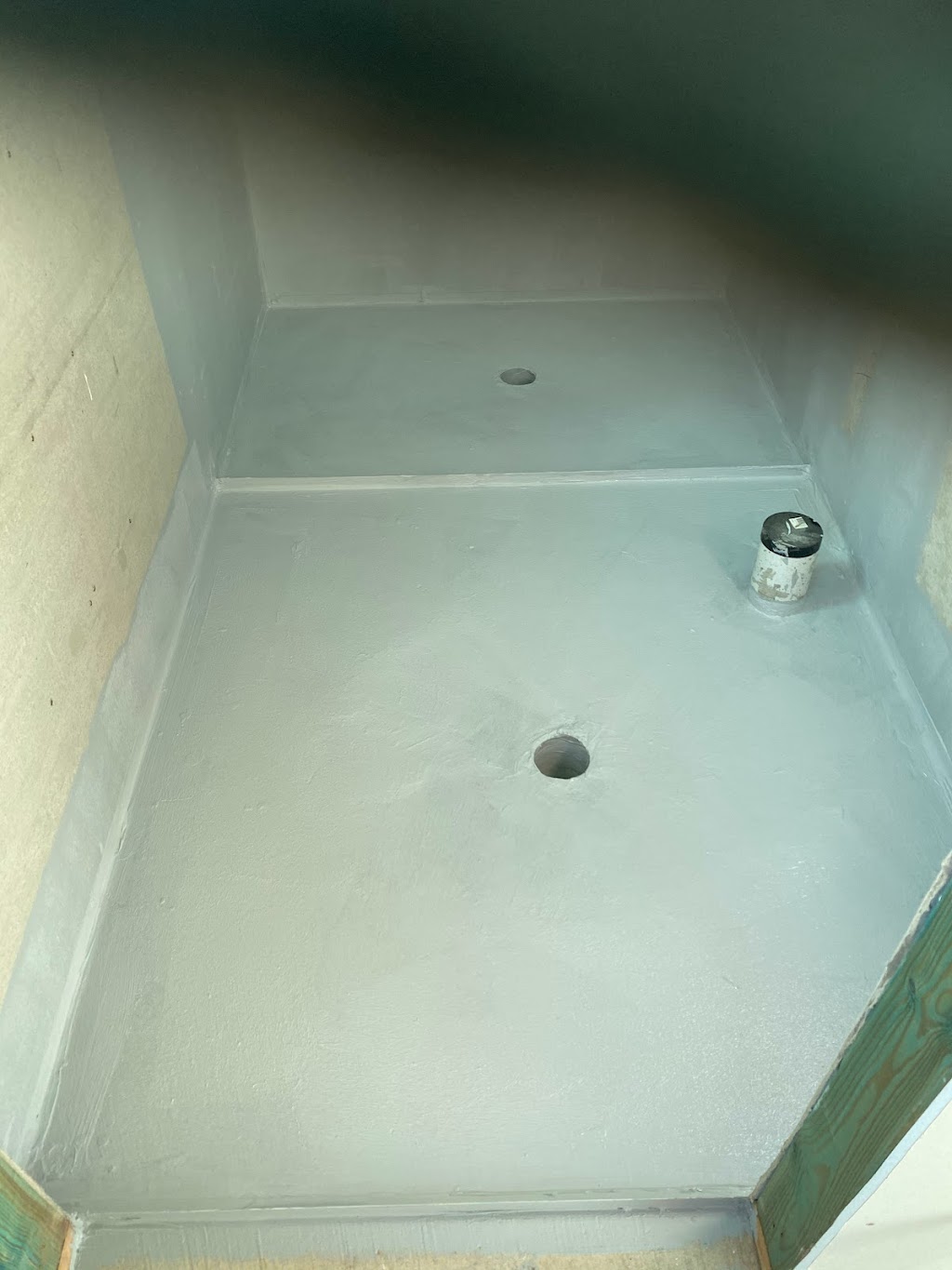 MM waterproofing services | 16 Gipps St, Smithfield NSW 2164, Australia | Phone: 0421 039 076