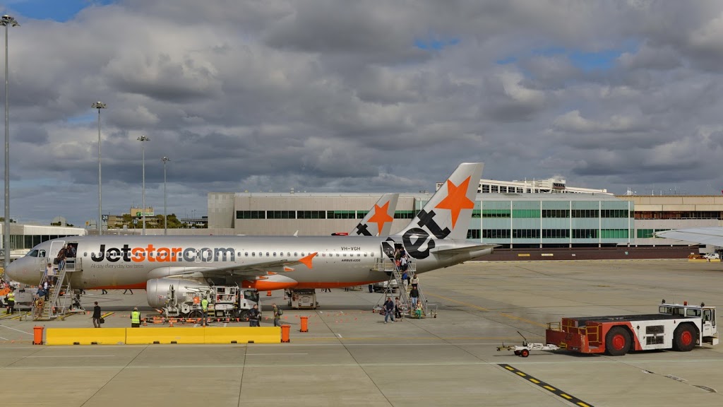 Melbourne Airport | airport | Arrival Dr, Melbourne Airport VIC 3045, Australia