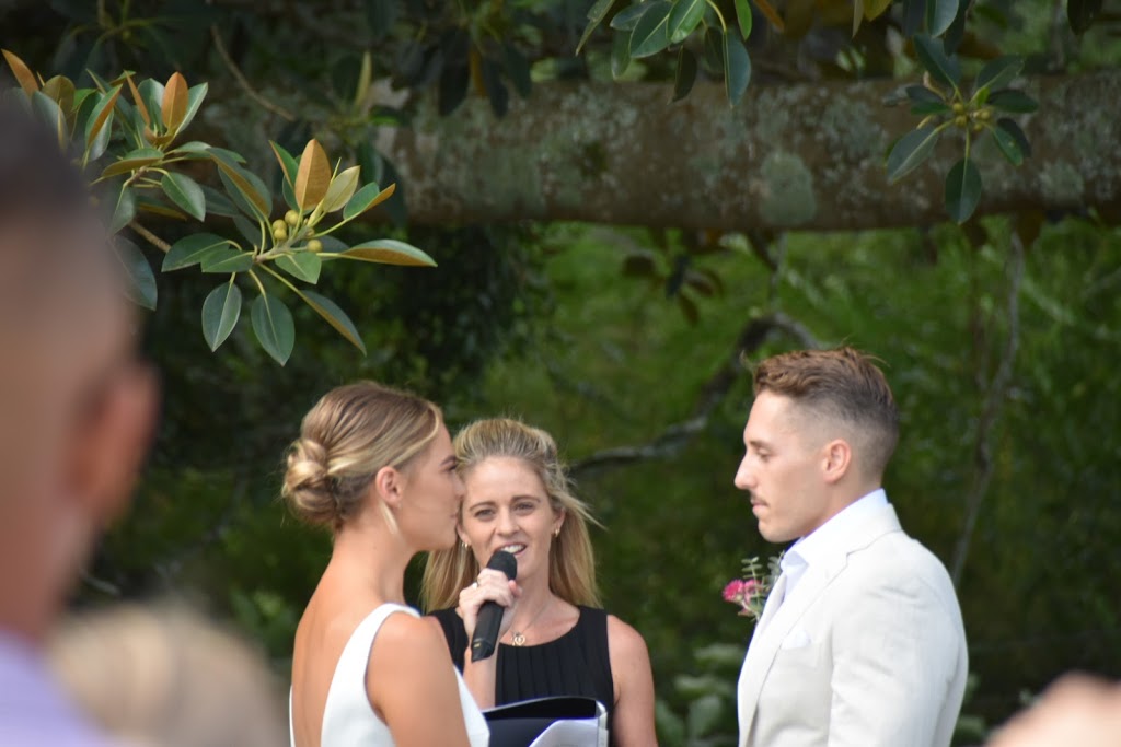 Shellharbour Weddings | 35 Addison St, Shellharbour NSW 2529, Australia | Phone: 0412 287 146