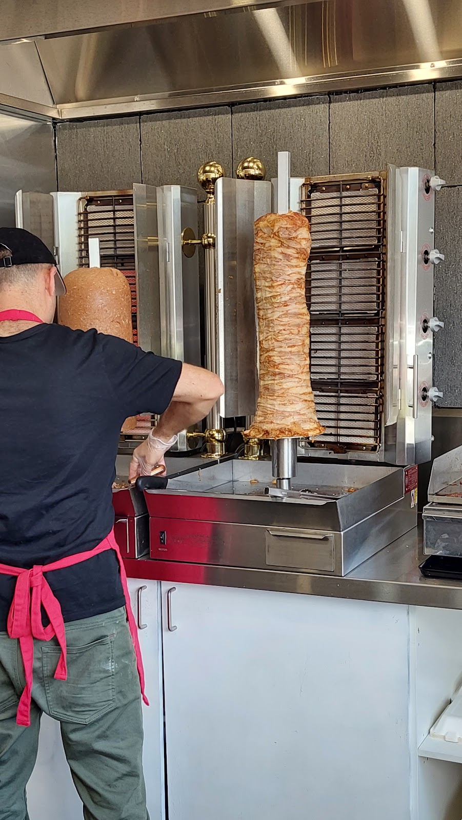 Sham Kebab And Grill | 2-4 University Dr, Meadowbrook QLD 4131, Australia | Phone: (07) 3806 7108