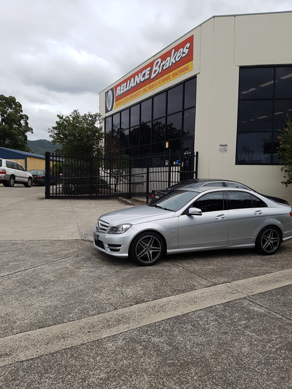 Reliance Brakes | car repair | 1/112-116 Jardine St, Fairy Meadow NSW 2519, Australia | 0242848188 OR +61 2 4284 8188