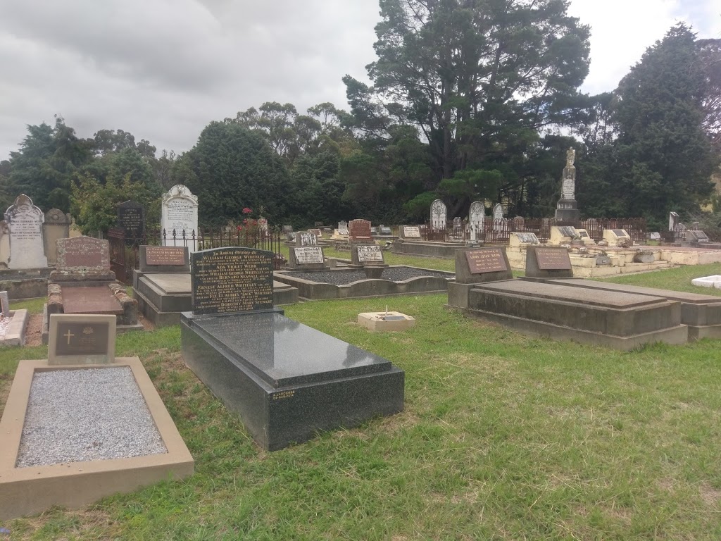 The historic St Peters church and graveyard Mutton Falls | tourist attraction | Tarana NSW 2787, Australia