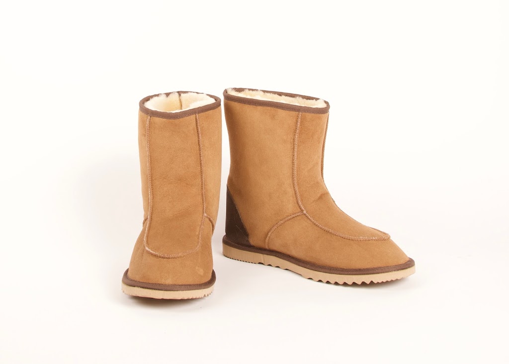 Aussie Uggs | 88 Lorne St, Junee NSW 2663, Australia | Phone: (02) 6924 2885