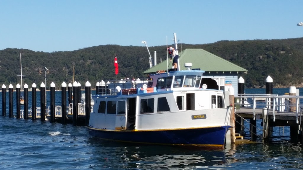 Palm Beach Ferries |  | 1151/1153 Barrenjoey Rd, Palm Beach NSW 2107, Australia | 0299742411 OR +61 2 9974 2411