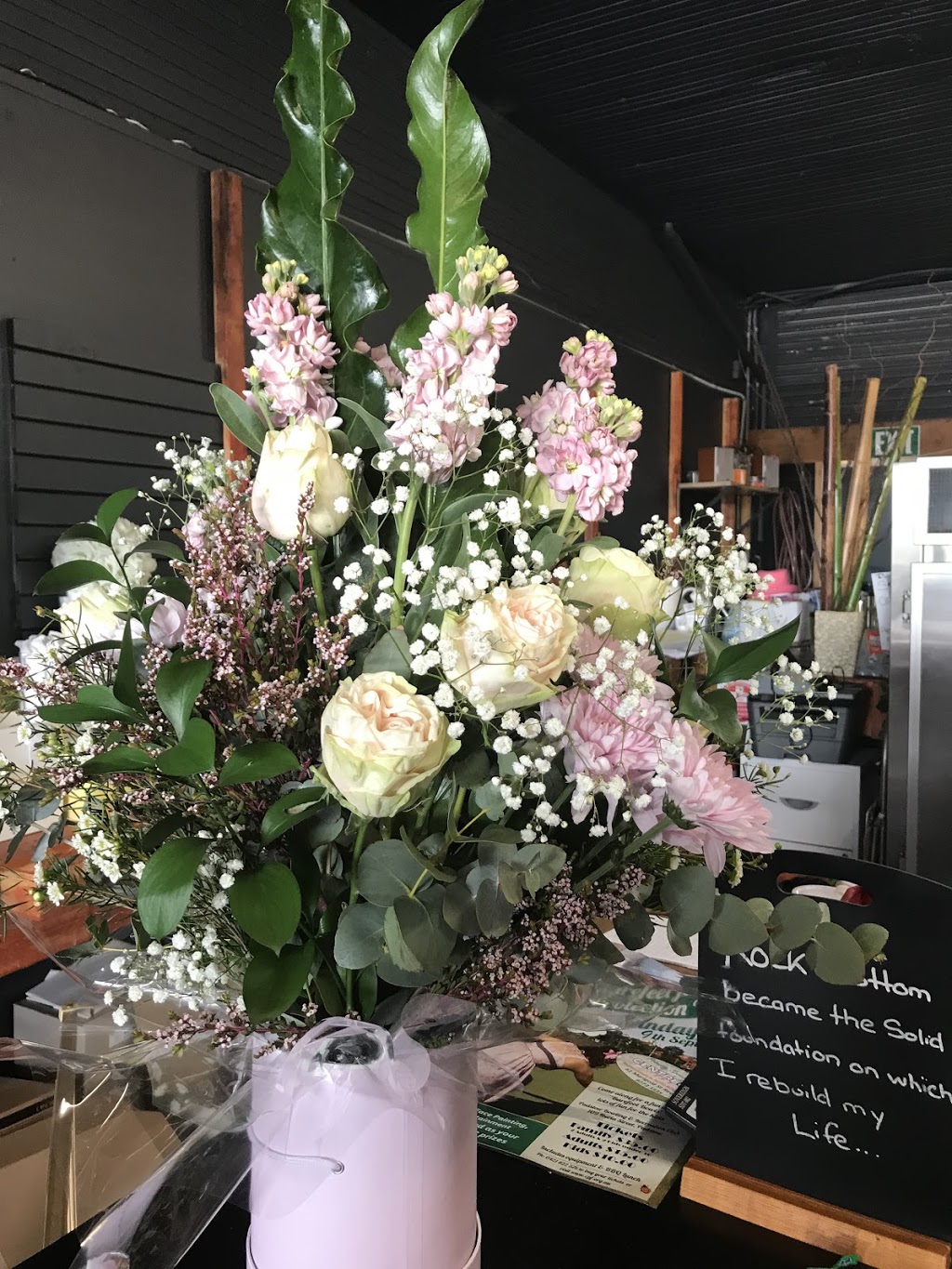 Flowers On Park | florist | 56 Simmat Ave, Condell Park NSW 2200, Australia | 0297094245 OR +61 2 9709 4245