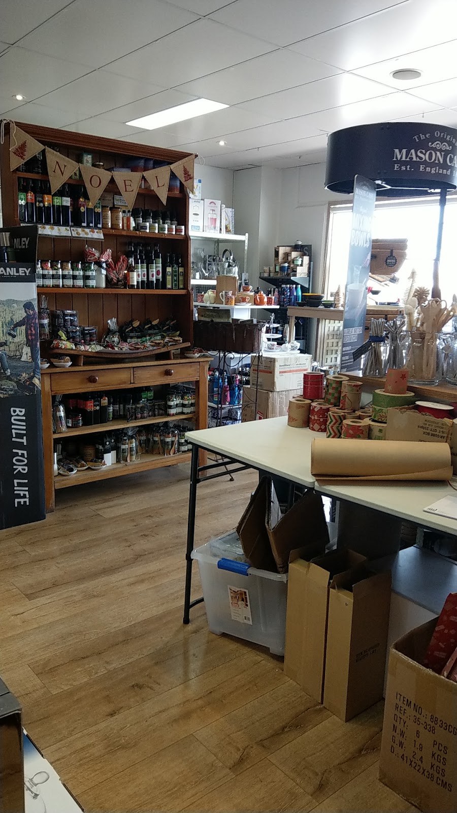 Mort & Pestle, the kitchen shop | furniture store | 2/130 High St, Woodend VIC 3442, Australia | 0354274500 OR +61 3 5427 4500