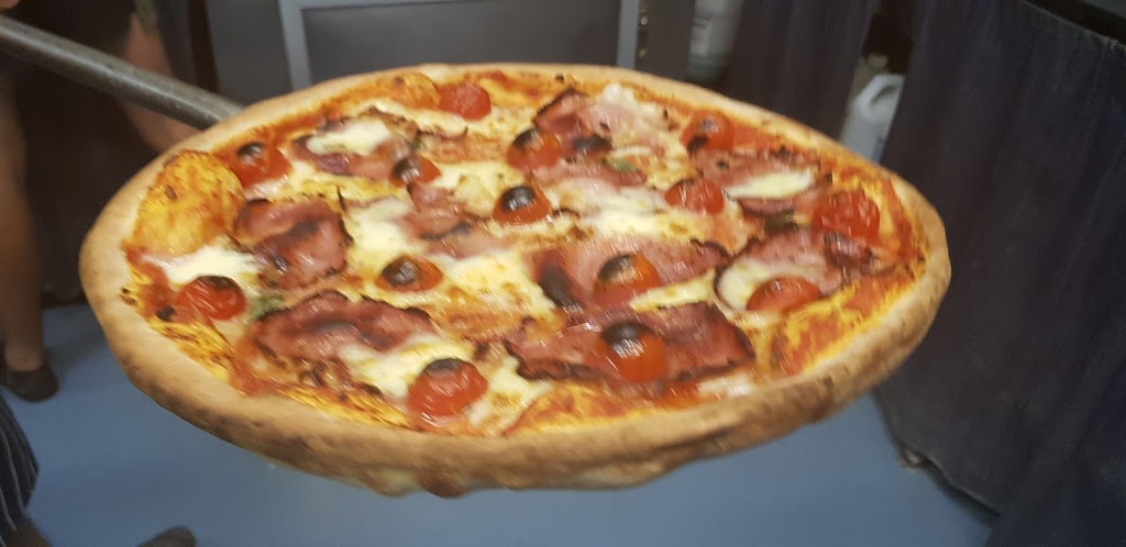 Vespa Pizzeria | 1/115 Shellharbour Rd, Warilla NSW 2528, Australia | Phone: (02) 4297 1444