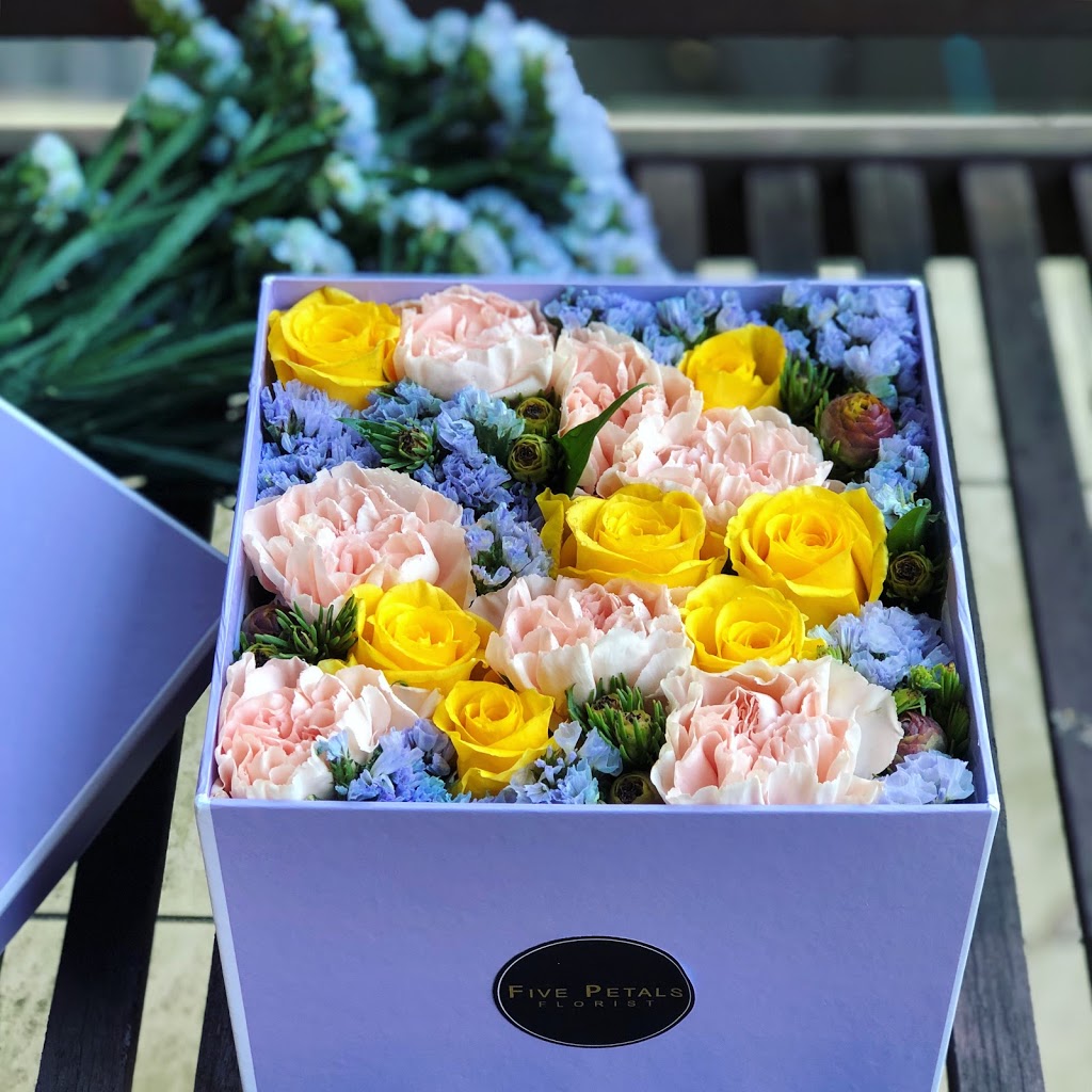 Five Petals Florist | florist | 41 Kenley Cres, Macquarie Hills NSW 2285, Australia | 0413061632 OR +61 413 061 632