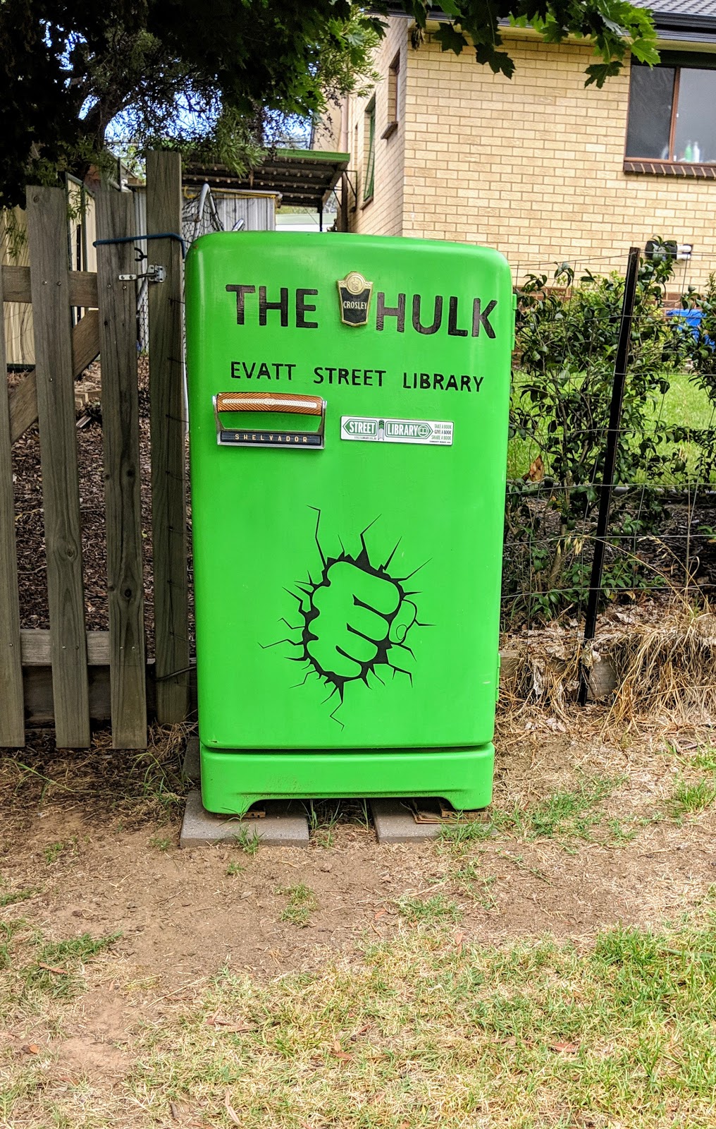 The Hulk - Evatt Street Library | library | Alongside the walking path between Smart Place and, Fuhrman St, Evatt ACT 2617, Australia