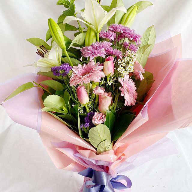 Patricias Flowers | 4 Brie Cl, Lisarow NSW 2250, Australia | Phone: 1300 887 922