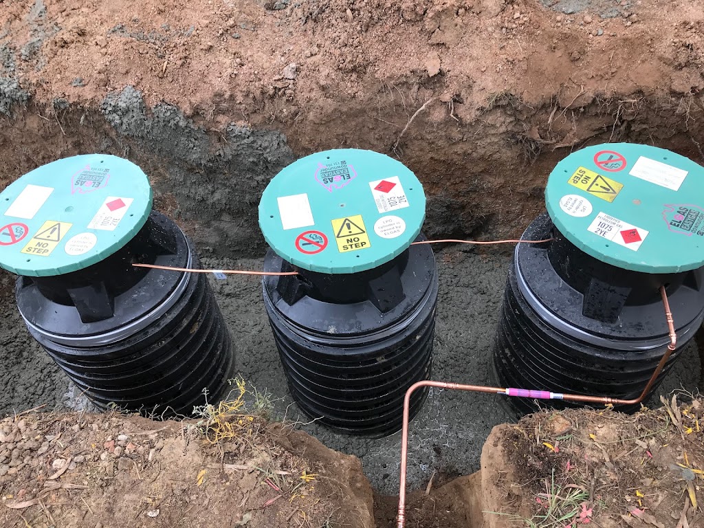 Cliff Hanger Plumbing | 3 Mangrove Rd, Narara NSW 2250, Australia | Phone: 0417 818 188