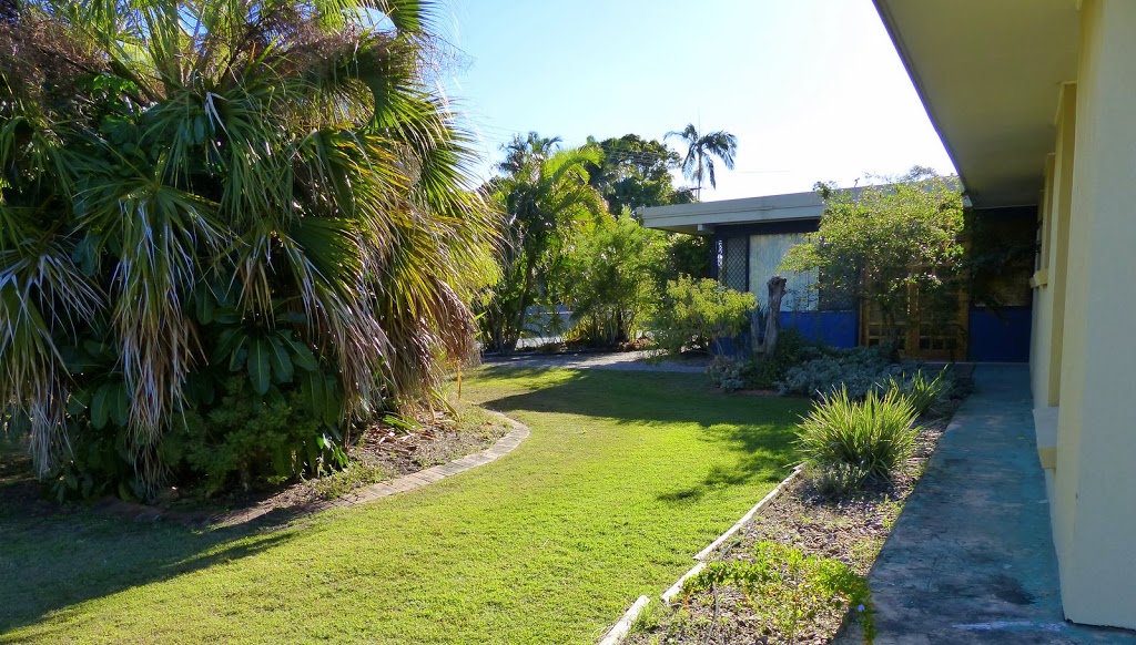 Leeway Beach House | lodging | 8 Downie Ave, Bucasia QLD 4750, Australia | 0448867185 OR +61 448 867 185