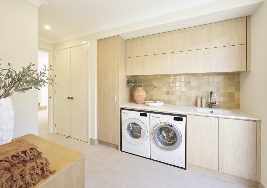 Masterton Homes - Figtree Hill Stockland | 16 Bunyip Ave, Gilead NSW 2560, Australia | Phone: 1300 446 637