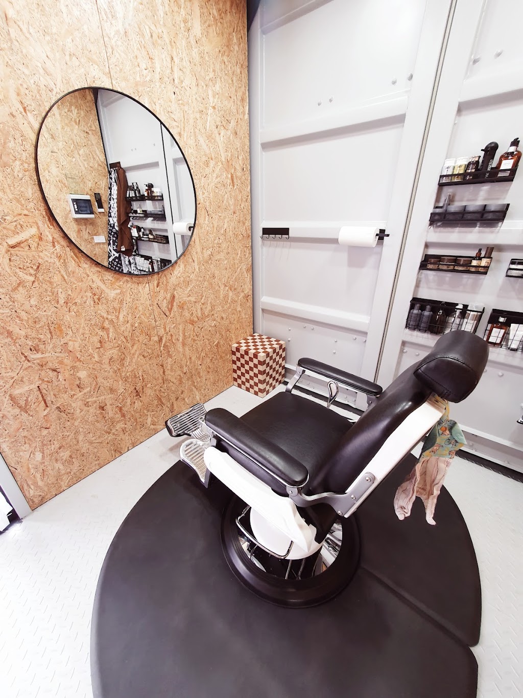 UPPERCUTT | 18 Miller St, Casterton VIC 3311, Australia | Phone: 0422 569 459