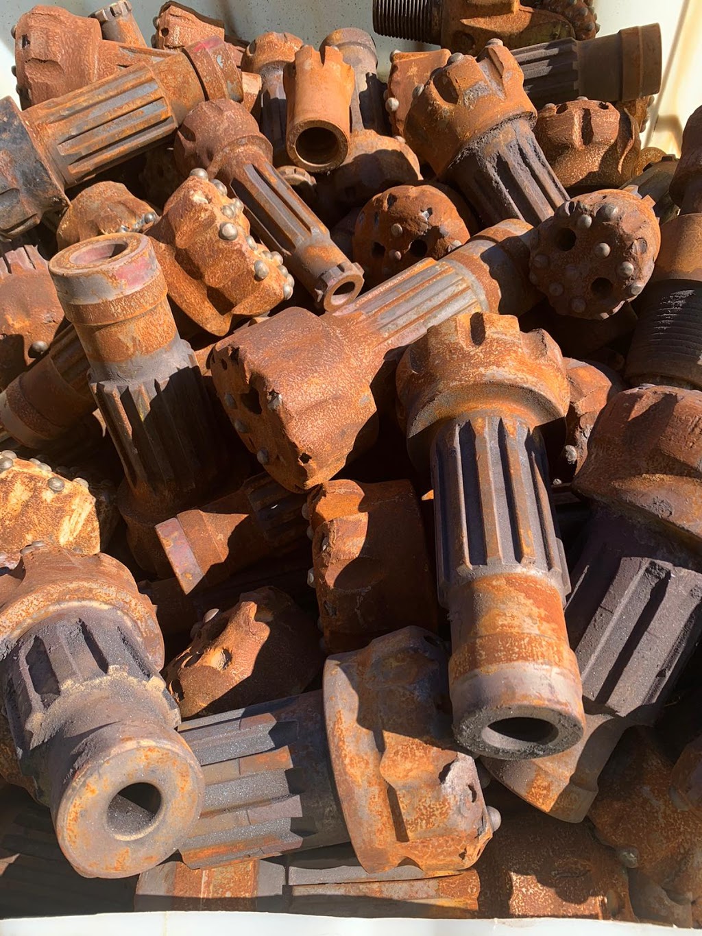 KM Scrap Metals Pty Ltd | 5 William Lord Pl, Belrose NSW 2085, Australia | Phone: 0422 835 845